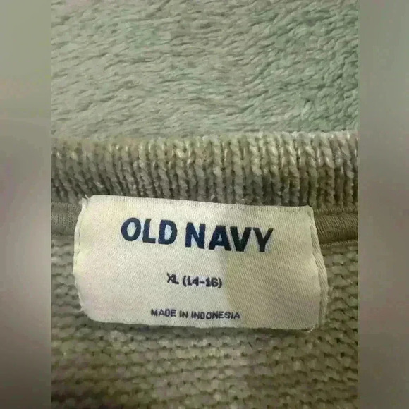 Kids Gray Old Navy Sweater - Picture 5 of 6